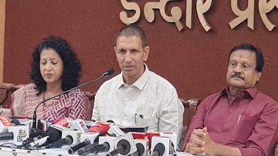 जीतू पटवारी की प्रेस काॅन्फ्रेंस.