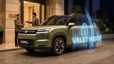 MG Hector Tomahawk EV की डिलीवरी शुरू हो गई है.