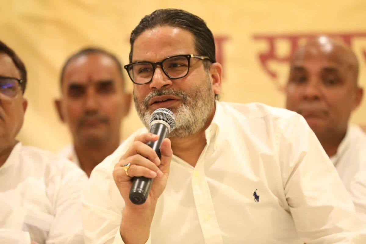 'FIR या कोर्ट का संज्ञान है तो बताइए', अनुज सिंह विवाद पर प्रशांत किशोर का बड़ा बयान; चिराग पर क्या कहा?