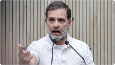 डूसू चुनाव में एनएसयूआई के चारों सीट हारने से राहुल गांधी नाराज बताए जा रहे हैं. (फाइल फोटो)
