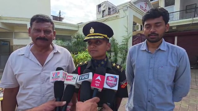 भारतीय सेना में लेफ्टिनेंट बनी आयुषी वर्मा, उप मुख्यमंत्री ने किया सम्मानित