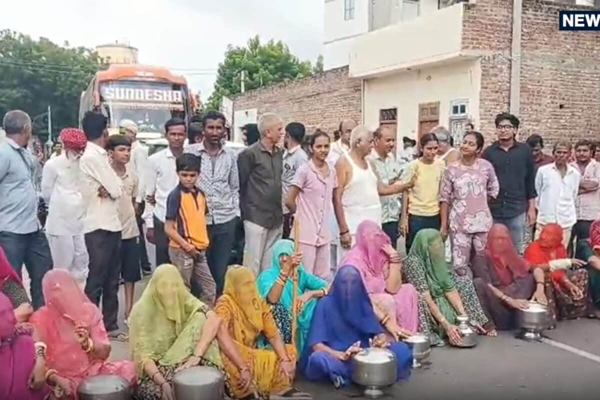 Severe Drinking Water Crisis Sparks Highway Blockade and Protests in Jalore