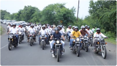 वडनगर से काशी यात्रा के जरिए जनता से सीधा जुड़ाव करने की कोशिश है.