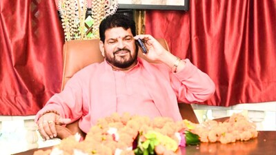 बृजभूषण शरण सिंह ने चुनाव आयोग पर दिया बड़ा बयान