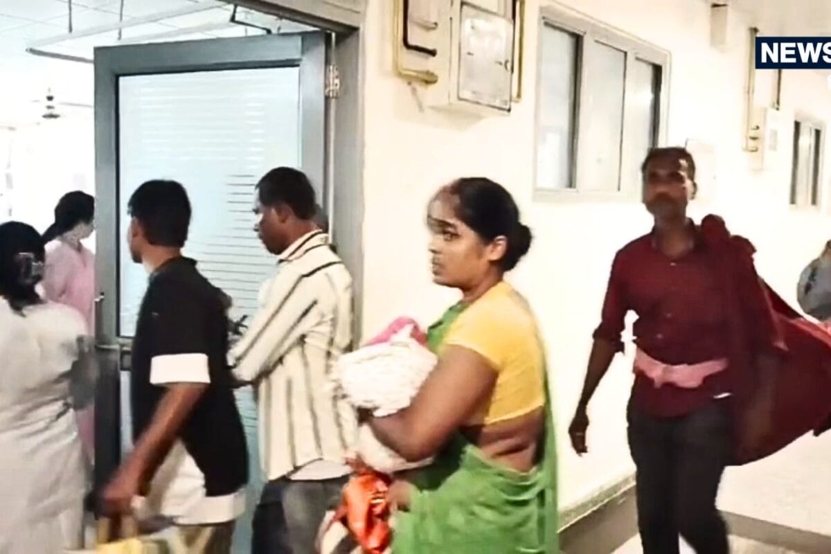 दरभंगा हॉस्पिटल में देर रात लगी आग, नवजात बच्चों को गोद में लेकर भागी महिलाएं