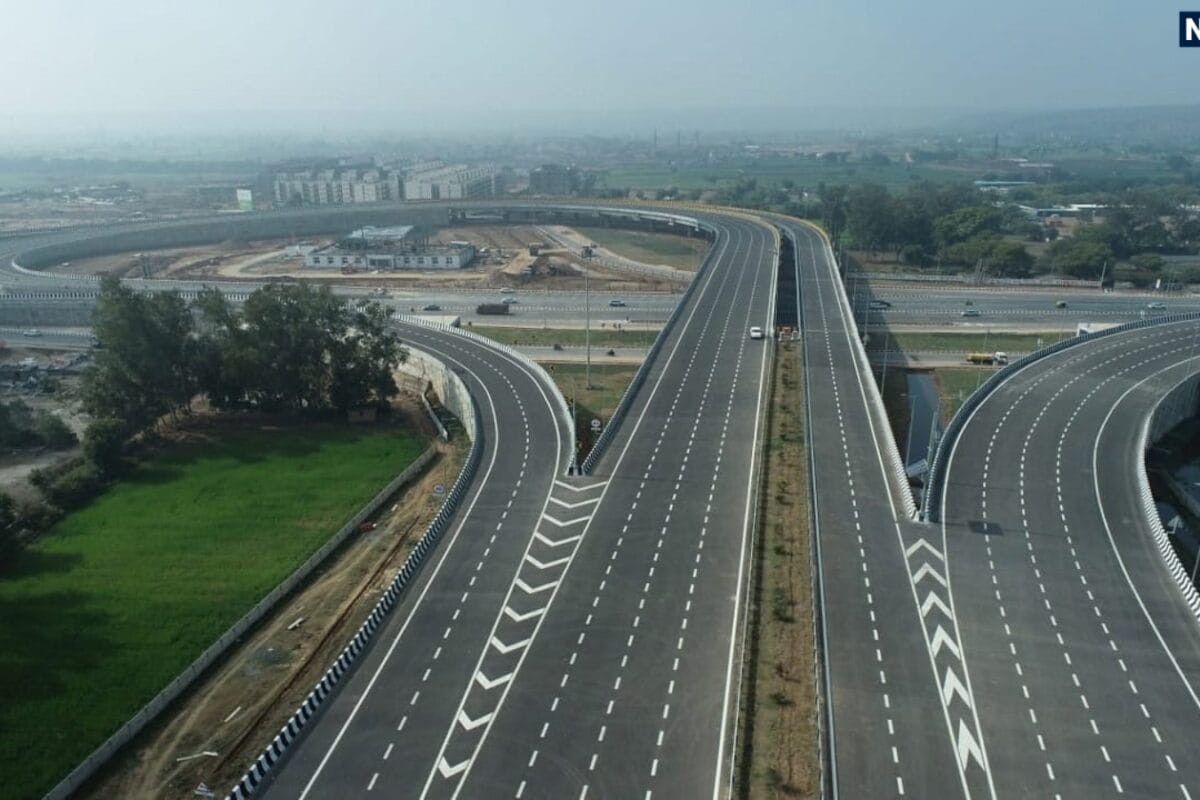 1500 KM लंबा एक्‍सप्रेसवे 32 नहीं 16 घंटे में पहुंचेंगे दिल्‍ली से चिकन नेक राजधानी ट्रेन भी इसके सामने फेल