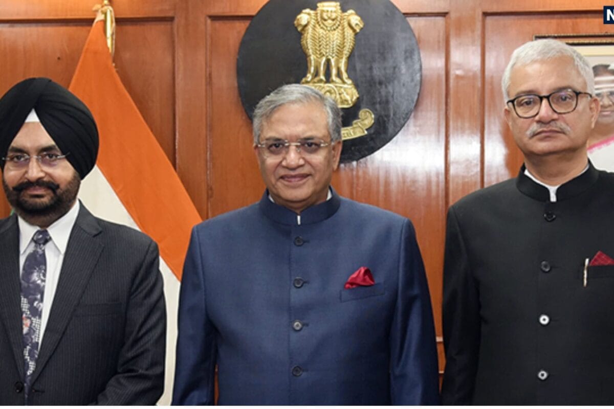 28 जुलाई के जिस वर्क ऑर्डर पर चुनाव आयोग फंसा उसमें ऐसा क्‍या था किन 8 प्‍वाइंट पर 2 आयुक्‍तों को ऐतराज