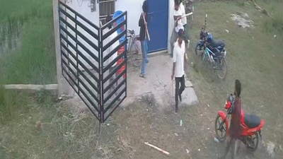 स्मार्ट सिटी में जमकर तोड़फोड़
