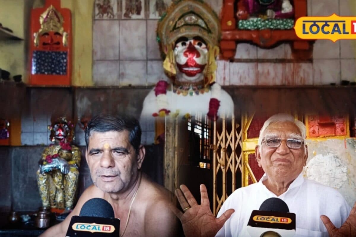 राजा को सपना आया और राजमहल के अखाड़े से प्रकट हुई मूर्ति रहस्यों से भरी है बैठे हनुमान की स्थापना की कहानी