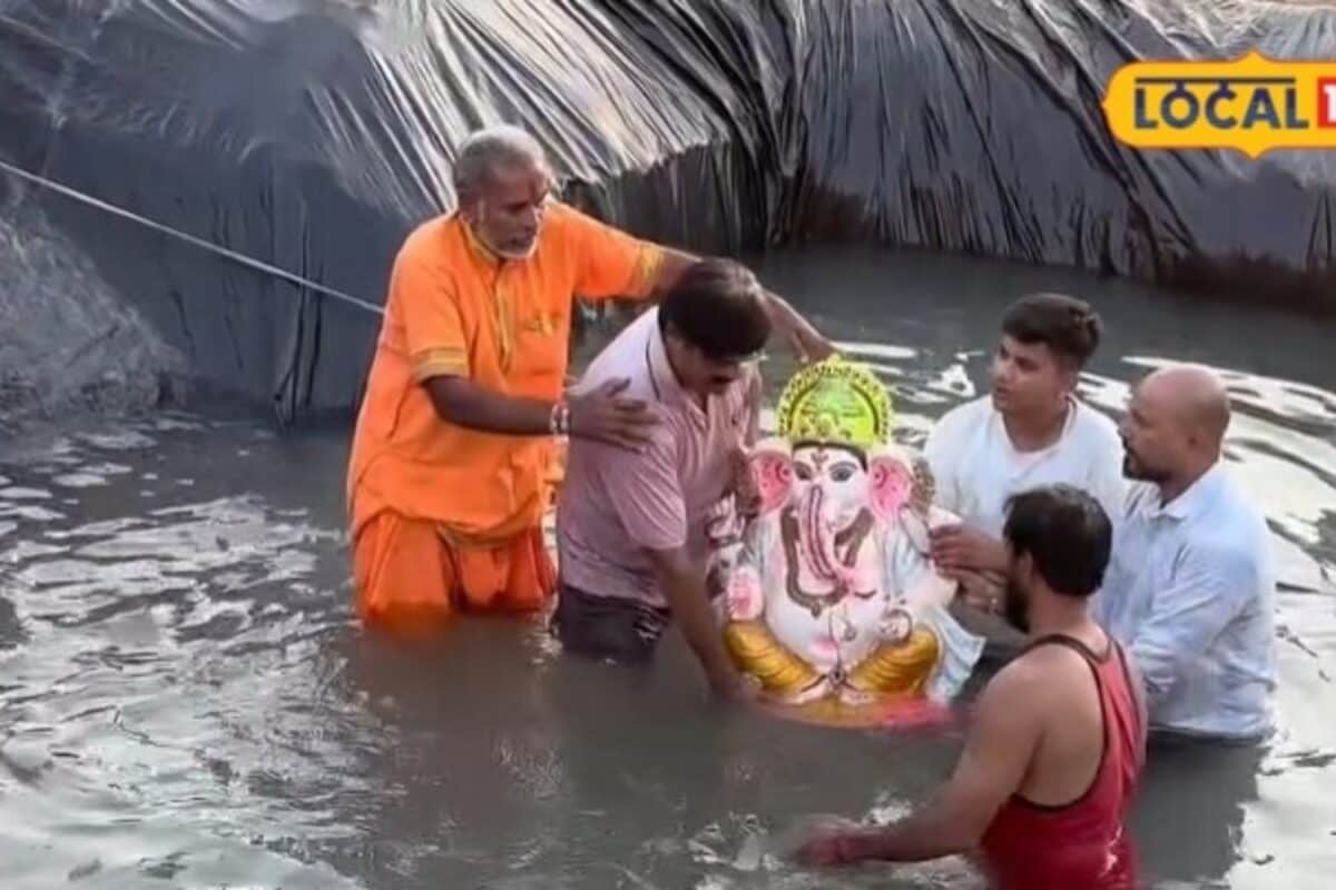 गणपति विसर्जन से पहले बदला तरीका जलस्रोतों को प्रदूषण से बचाने के लिए तैयार किया कृत्रिम तालाब जानें पूरी पहल