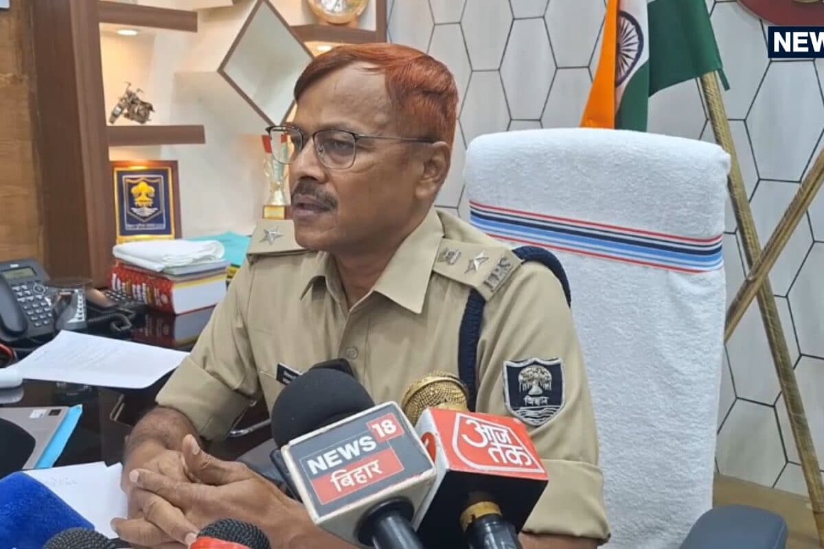 Live: प्लीज छोड़ दीजिए... हाथ जोड़कर गुहार लगाती रही लड़की, जमुई के बदसलूकी के मामले में अब तक क्या क्या हुआ?