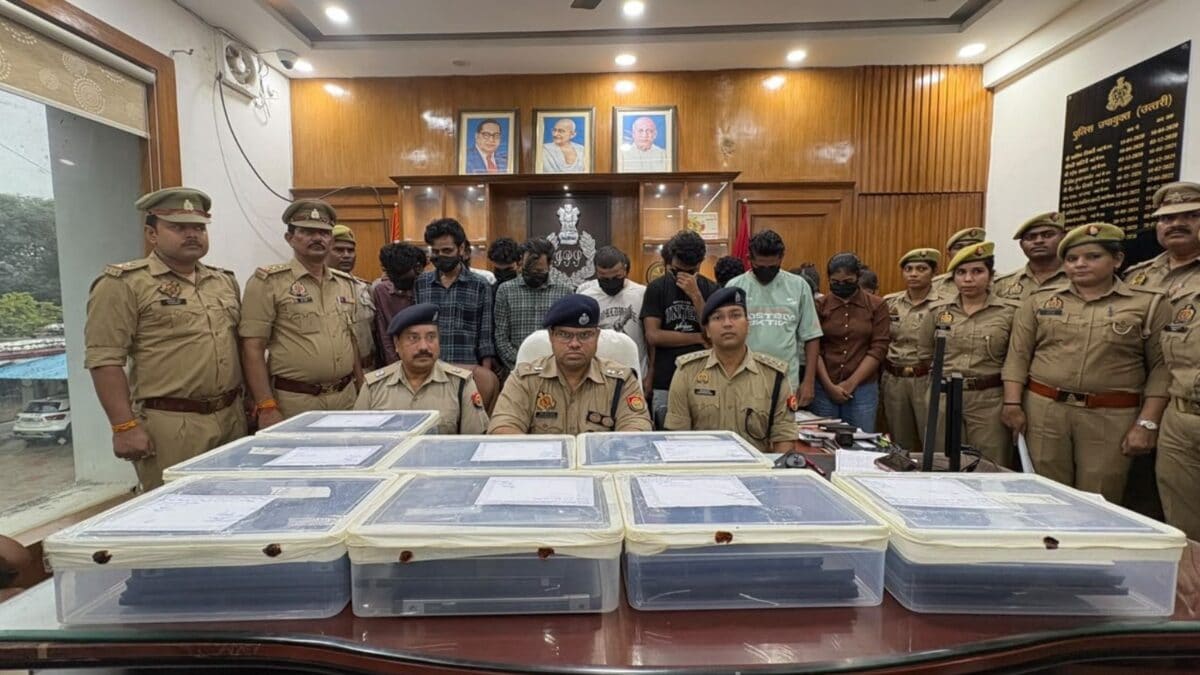 लखनऊ से 14,000 किमी दूर अमेरिकियों को ठगने वाला फर्जी कॉल सेंटर का भंडाफोड़