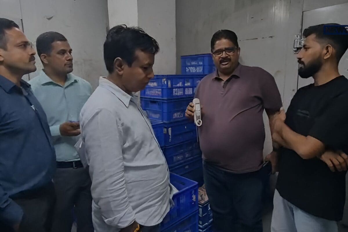 Jaipur Food Safety Raid Uncovers Expired Dairy at Zepto Dark Store