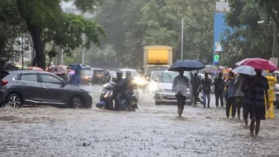 सर्दी आनी है, सावन कैसे आ गया... जाते-जाते क्यों लौटा मानसून