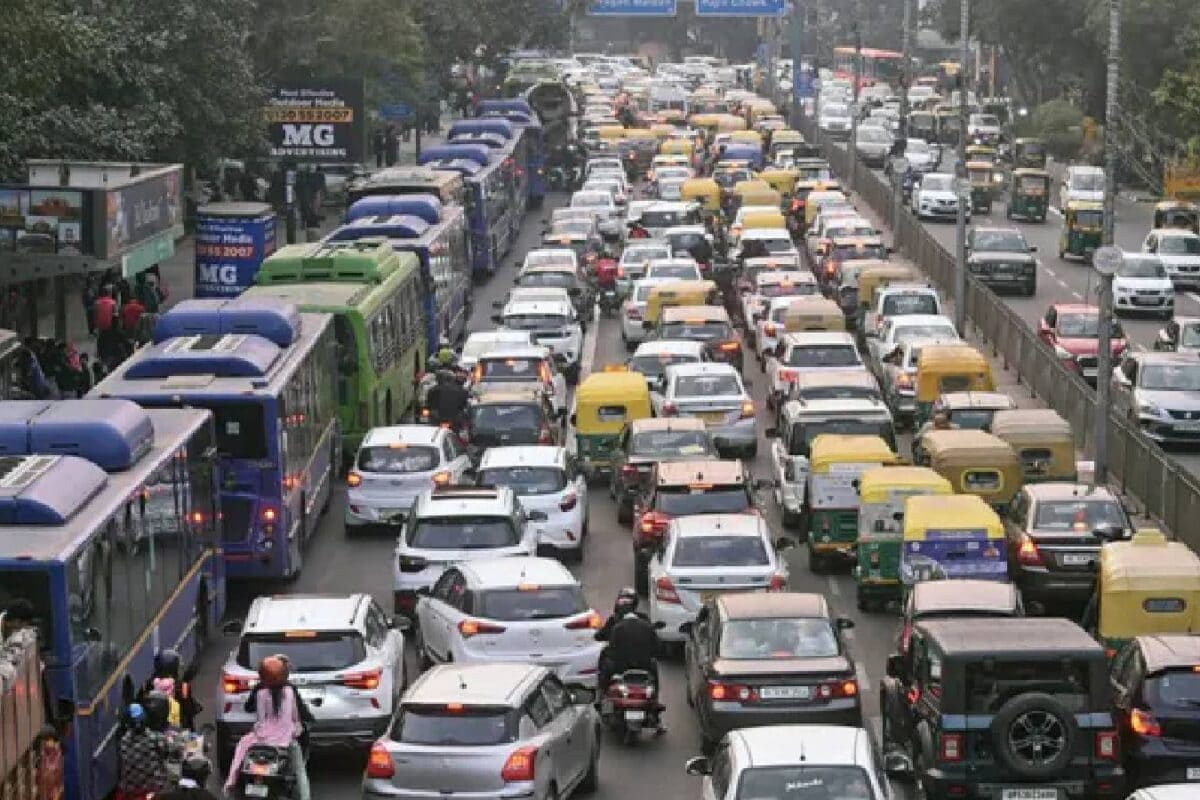 नोएडा-दिल्ली के सबसे बिजी पॉइंट पर जाम की छुट्टी होगी 500 मीटर लंबा अंडरपास बना सकती है दिल्ली सरकार
