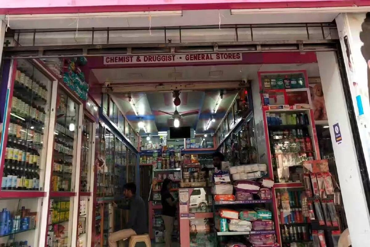 बड़ी खबर: केंद्र सरकार ला रही सख्‍त नियम कैमरे की नजर में होंगी ये दुकानें दुकानदार नहीं बेच पाएंगे ये चीजें