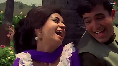 फिल्म 'द ट्रेन' का गाना सुपरहिट था. 