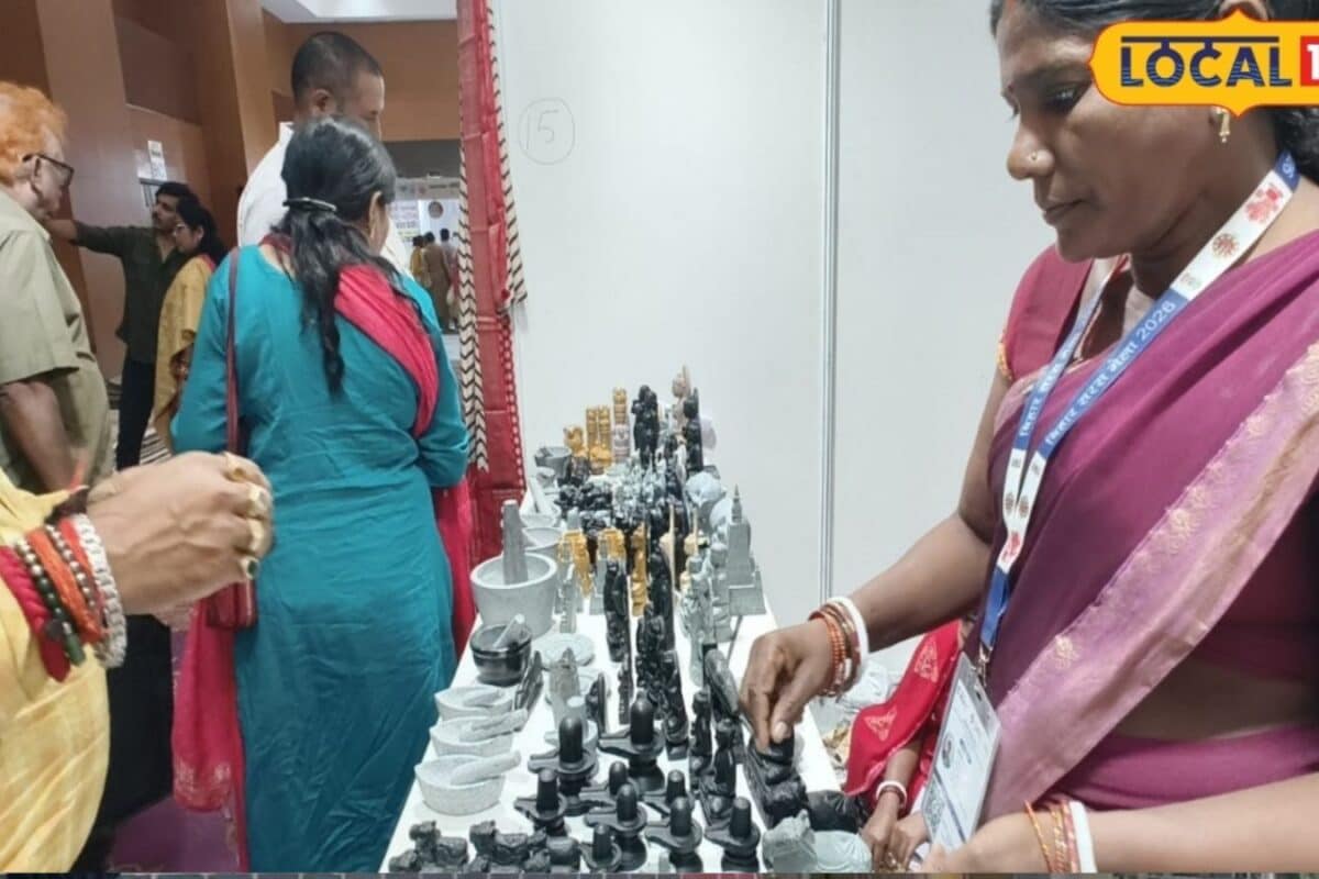 पटना की रुकमणि को मिला जीविका का सहारा, पति से सीखा हुनर; बन गई मूर्तिकार