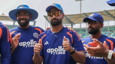  आकिब नबी ने अपने डेब्यू मैच में बना दिया अनचाहा रिकॉर्ड.