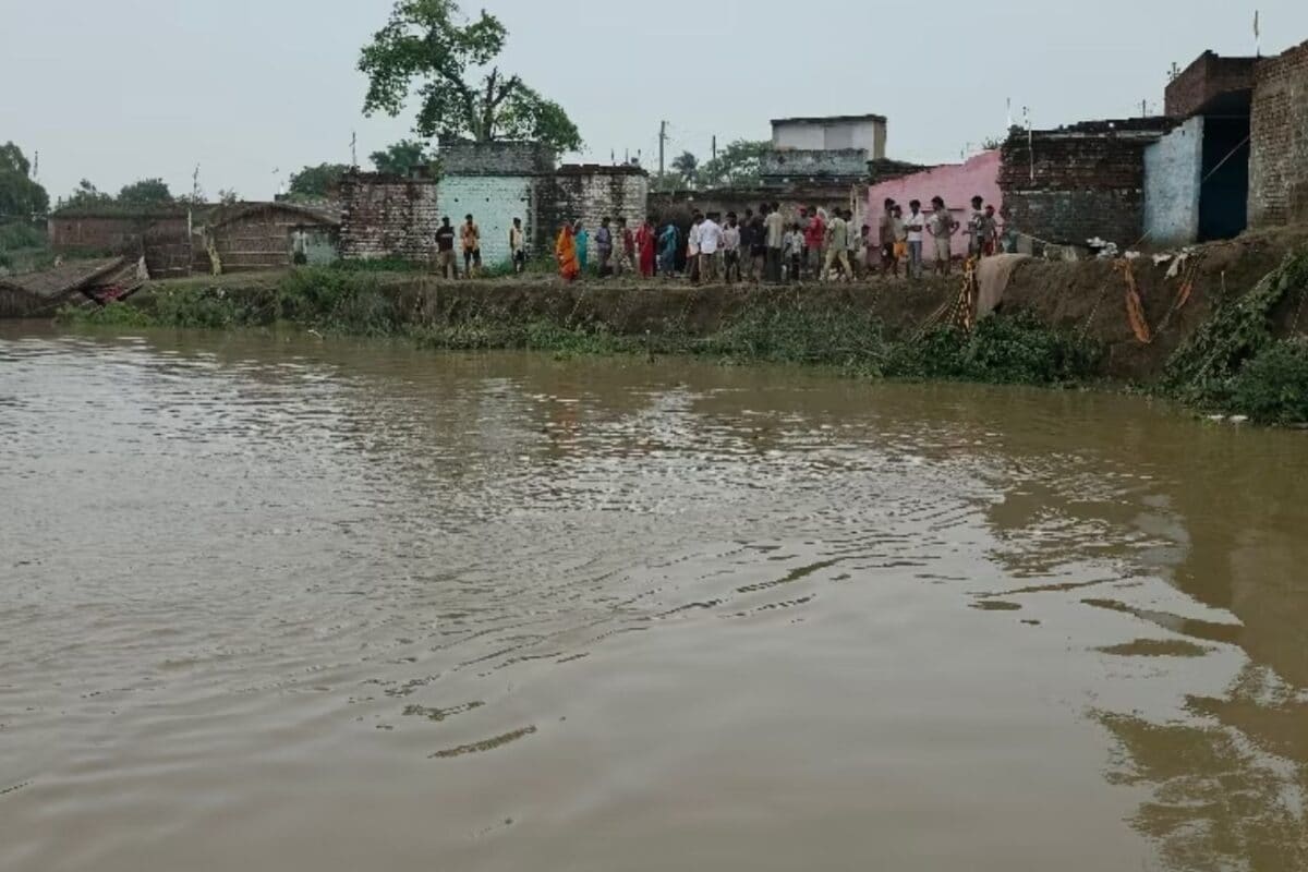 बिहार के बाढ़ पीड़ितों के खाते में आज आएंगे ₹7000, 1.60 लाख परिवारों को मिलेगी राशि