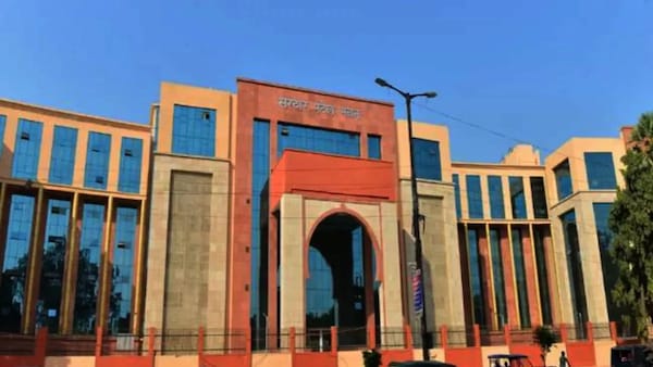 दुर्गापूजा से पहले प्रमोशन का तोहफा, बिहार पुलिस के 49 इंस्पेक्टर बने DSP; देखें लिस्ट