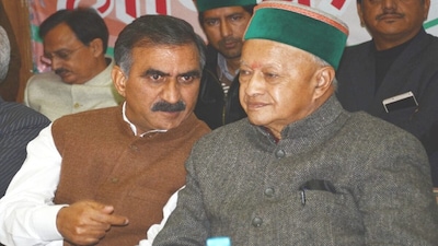 Himachal Politics: सीएम सुक्खू और वीरभद्र सिंह में हमेशा टकराव रहा करता था.