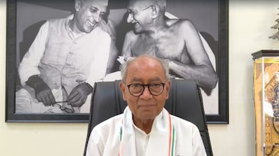 दिग्विजय सिंह ने उम्र पर तंज कसने वालों पर निशाना साधा.
