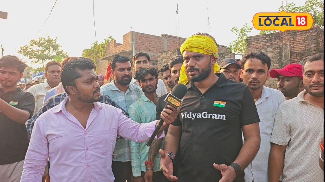 राशन से भरे 30 मिनी ट्रकों के साथ चंपारण पहुंचे दिल्ली के टीचर आदित्य रंजन, बाढ़ प्रभावितों को बांट रहे राहत सामग्री