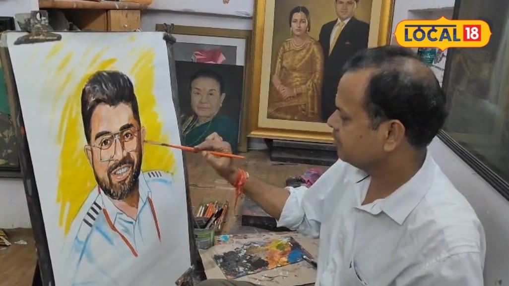 Jaipur Artist Honors FlyDubai Hero Captain Smit Machhar with Watercolor Portrait