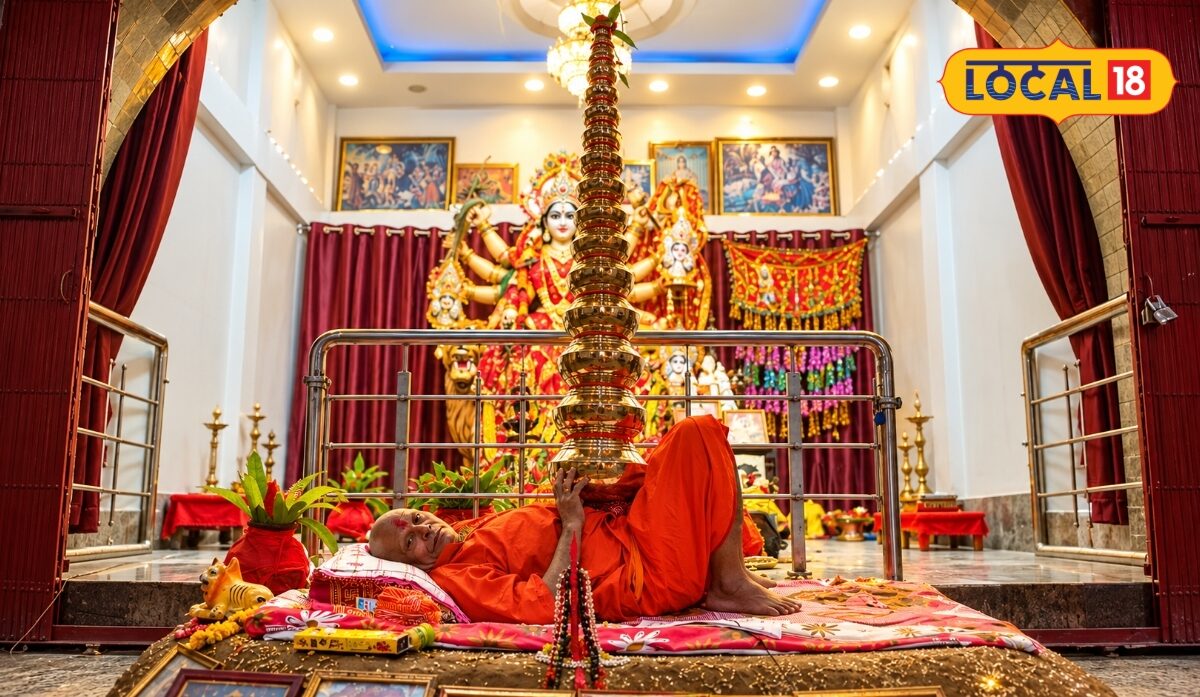 छाती पर 21 कलश रख 9 दिनों तक कठोर तपस्या करते हैं पटना के नागेश्वर बाबा, 30 साल से जारी है साधना