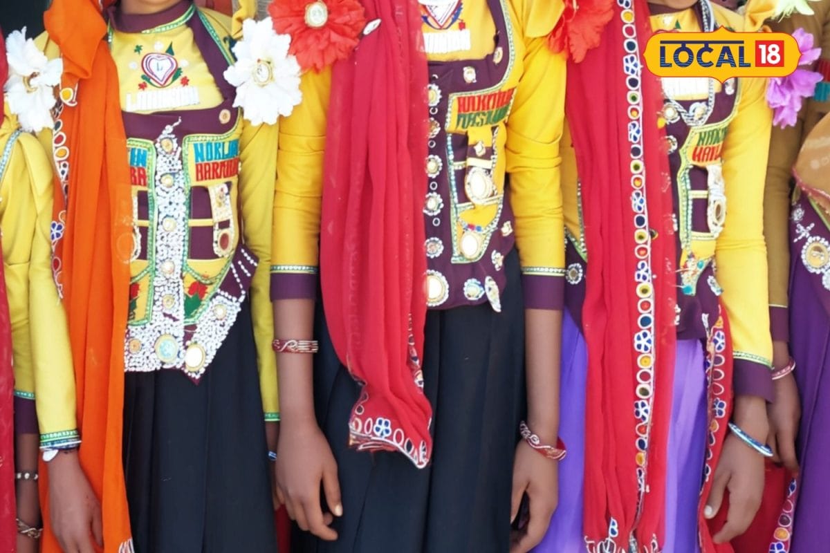 Sirohi Tribe : सिरोही में गरासिया जनजाति में अनोखी परंपरा, कपड़ों पर क्यों लिखवाते है पति या परिजन का नाम?