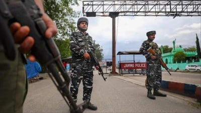 संयुक्त राष्ट्र महासभा की छठी समिति में भारत ने सीमा पार आतंकवाद को लेकर पाकिस्तान पर निशाना साधा.