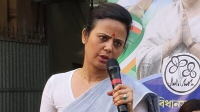 एसआईआर का समर्थन करने पर रिटायर्ड जजों पर नाराज हुईं महुआ मोइत्रा.