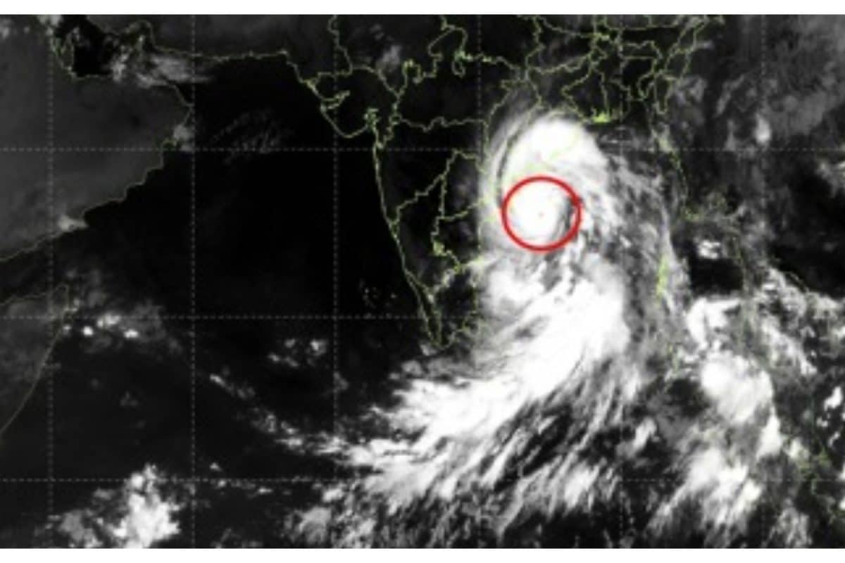 Bihar Weather Tomorrow: तेजी से आगे बढ़ रहा तूफान अर्नब, कल से बिहार में दिखेगा असर, चेतावनी जारी