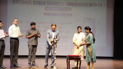 एलनहाउस पब्लिक स्कूल और विज्ञान फाउंडेशन के लगभग 450 विद्यार्थियों एवं अध्यापकों ने भाग लिया