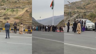 राष्ट्रपति द्रौपदी मुर्मू ने बुधवार को पर्यटन नगरी मनाली के अटल टनल रोहतांग का दौरा किया गया.
