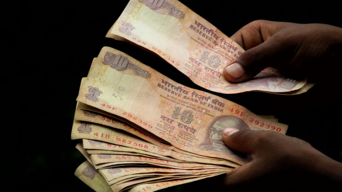 RBI plans pilot of same-size polymer ₹10 and ₹20 notes in 2027