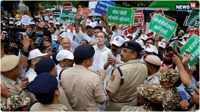 सीईसी ज्ञानेश कुमार के इस्तीफे की मांग को लेकर 'इंडिया' गठबंधन मार्च करने वाली है. (फाइल फोटो)