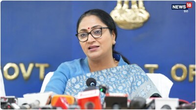 दिल्ली सीएम रेखा गुप्ता ने केजरीवाल पर वादाखिलाफी का आरोप लगाया.