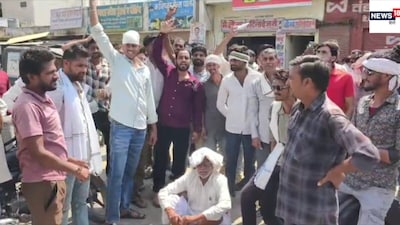 डीएपी खाद के लिए किसानों का प्रदर्शन