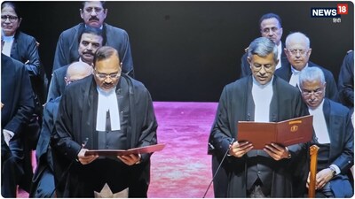 सीजेआई सूर्यकांत ने तीनों जजों को पद और गोपनीयता की शपथ दिलाई.