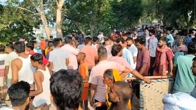 Relief Helicopter Terror in Chapra: Rations Kill Man, Strong Winds Injure Woman