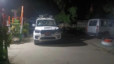 STF Team Attacked in Vaishali Bihar Two Jawans Injured During Raid to Catch Criminal Kunal
