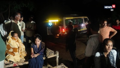 धौलपुर जिले के मनीराम का पुरा गांव में मंदिर पर आयोजित भंडारे का खाना खाने के बाद करीब एक दर्जन ग्रामीणों की तबीयत बिगड़ गई