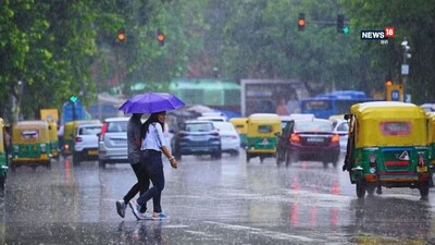 IMD ने 13 अक्टूबर को दिल्ली-NCR, यूपी, बिहार, एमपी समेत कई राज्यों में बारिश और तेज हवाओं का अलर्ट दिया है. (फाइल फोटो PTI)