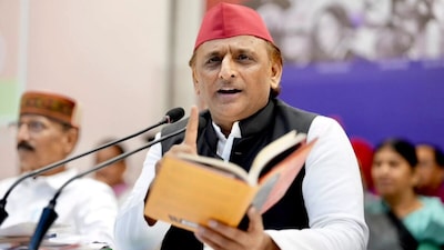 सपा मुखिया अखिलेश यादव ने किया ट्वीट.