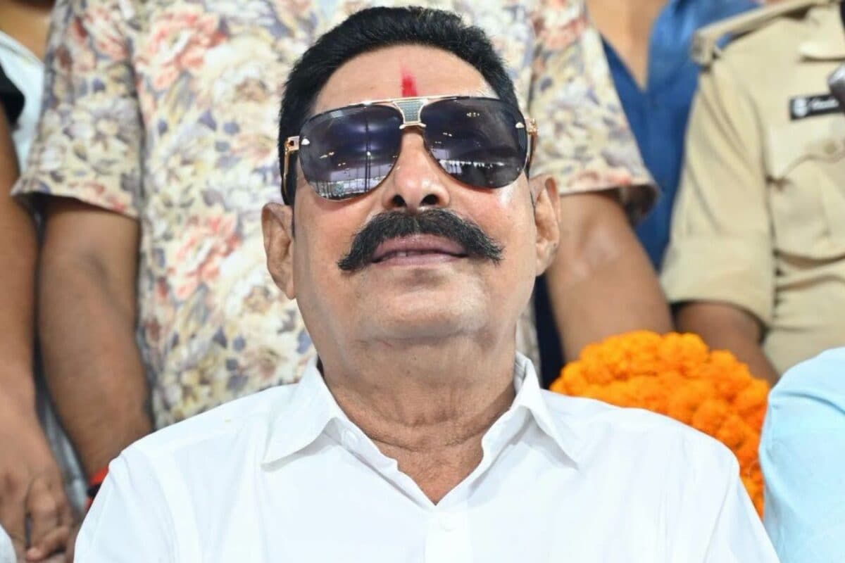 'यह विवाद ठीक नहीं', नीरज कुमार के खिलाफ अनंत सिंह का मोर्चा अब सियासी जमीन पर, नवादा निकले ‘छोटे सरकार’, बोले-अपनी जनता के बीच जा रहे