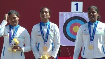 भारतीय महिला रिकर्व टीम ने एशियन गेम्स में जीता गोल्ड. 