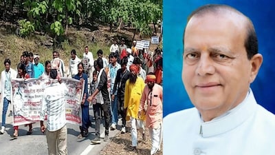 आदिवासियों का पैदल मार्च हुआ खत्म