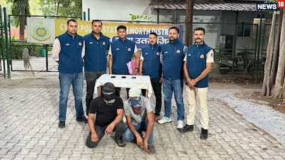 दिल्‍ली पुलिस की टीम ने साइबर गिरोह का पर्दाफाश किया है.